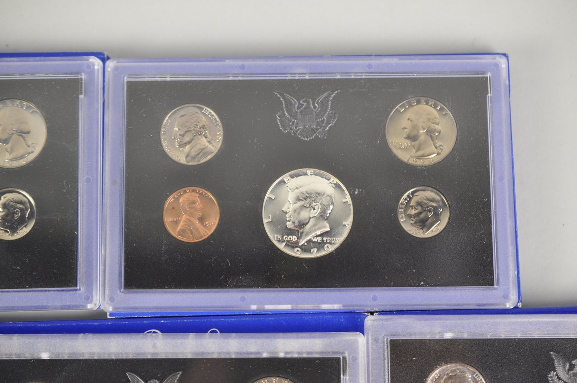 US Proof Sets 1968, 1970 x2, 1971 x2, 1972 x3, photo 4 of 13