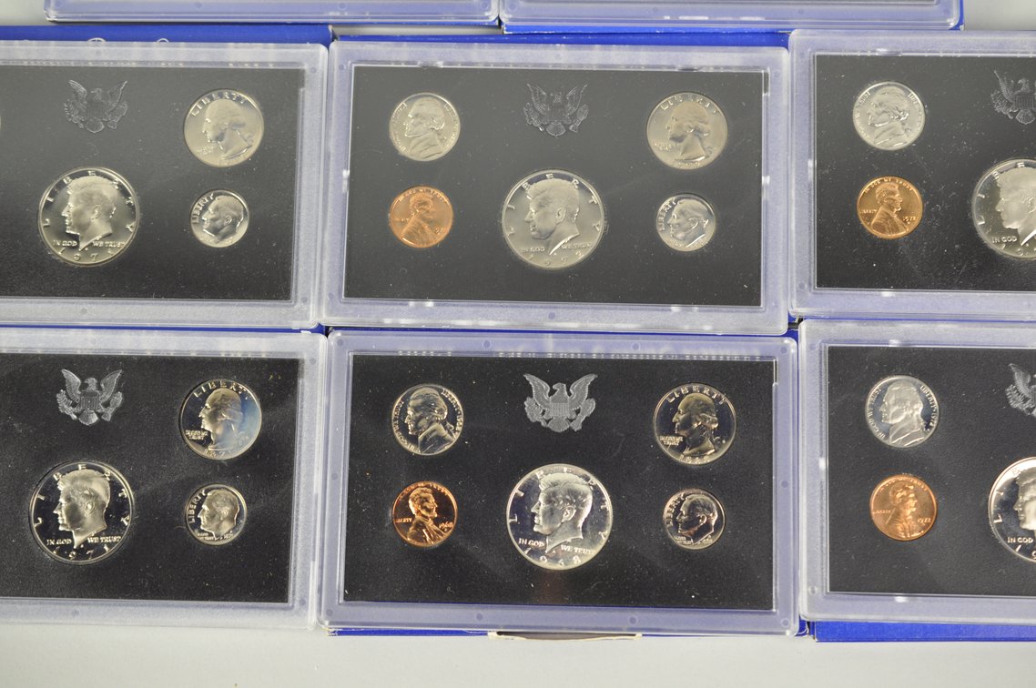 US Proof Sets 1968, 1970 x2, 1971 x2, 1972 x3, photo 6 of 13