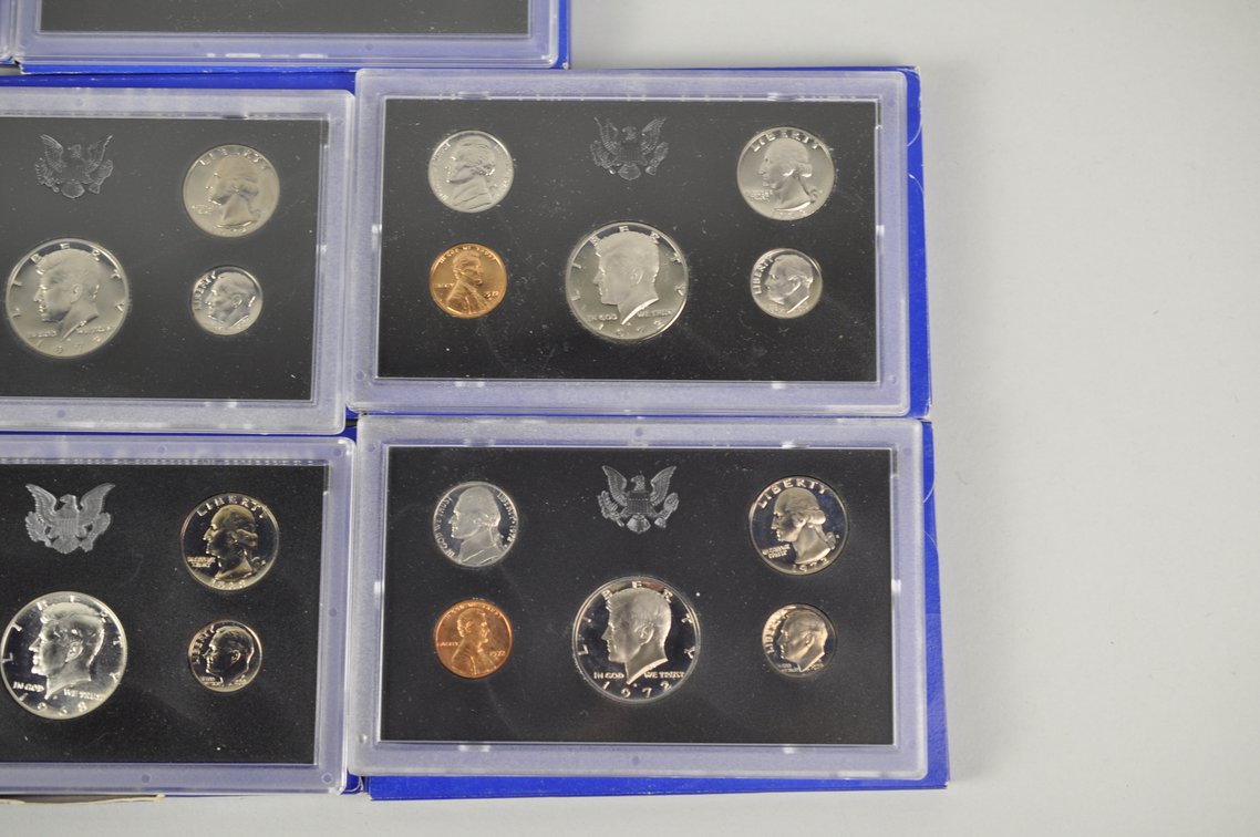 US Proof Sets 1968, 1970 x2, 1971 x2, 1972 x3, photo 7 of 13