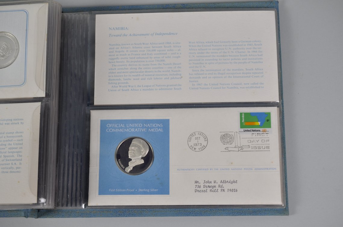 Commemorative Medals and Tokens with Postal Notes in Binders, photo 7 of 16