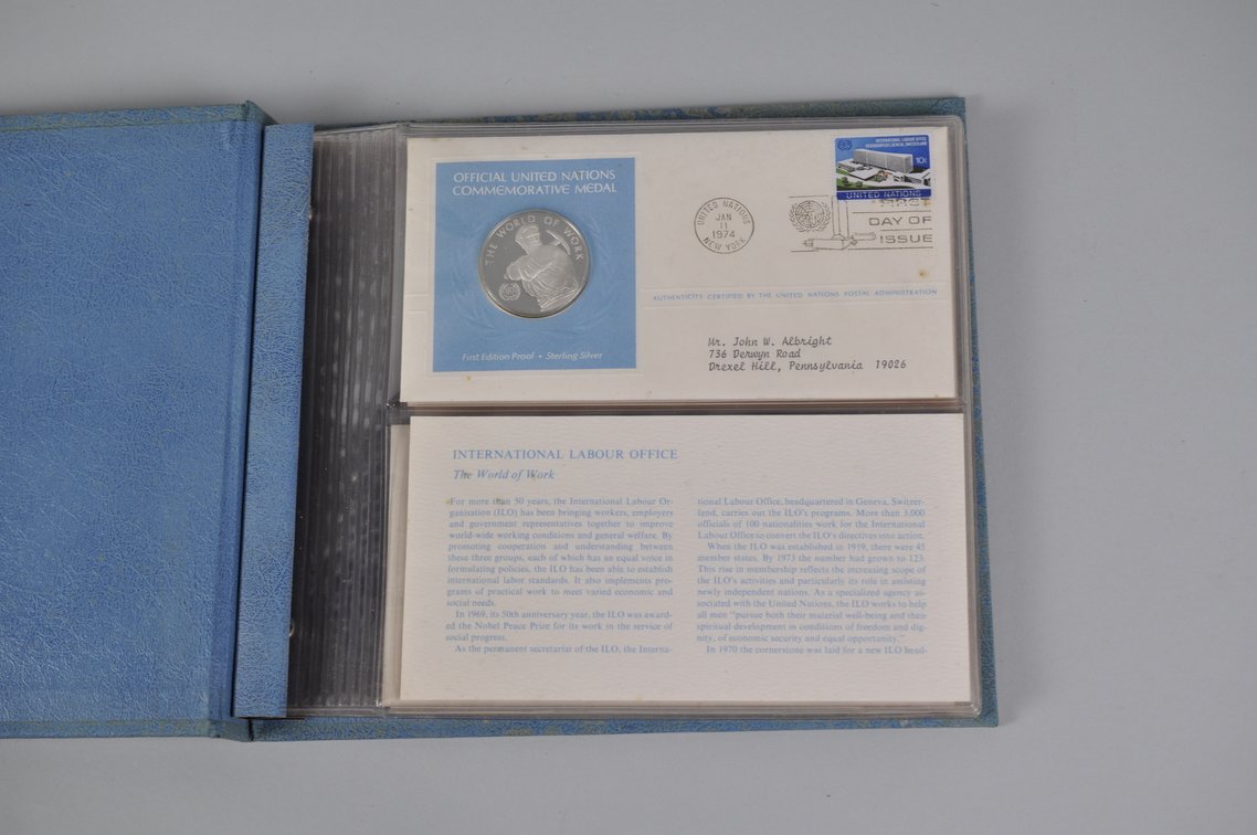 Commemorative Medals and Tokens with Postal Notes in Binders, photo 9 of 16