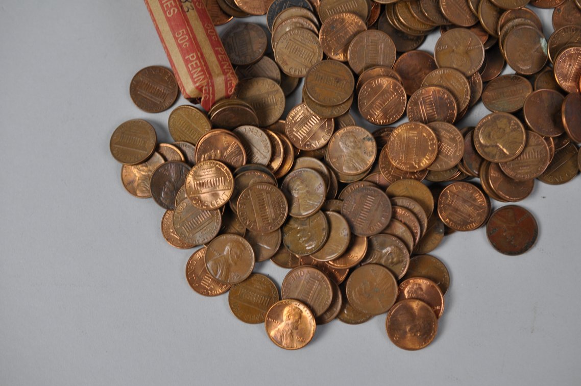 Assorted Lincoln Copper Cents in a Vintage US Mint Bag, photo 7 of 10