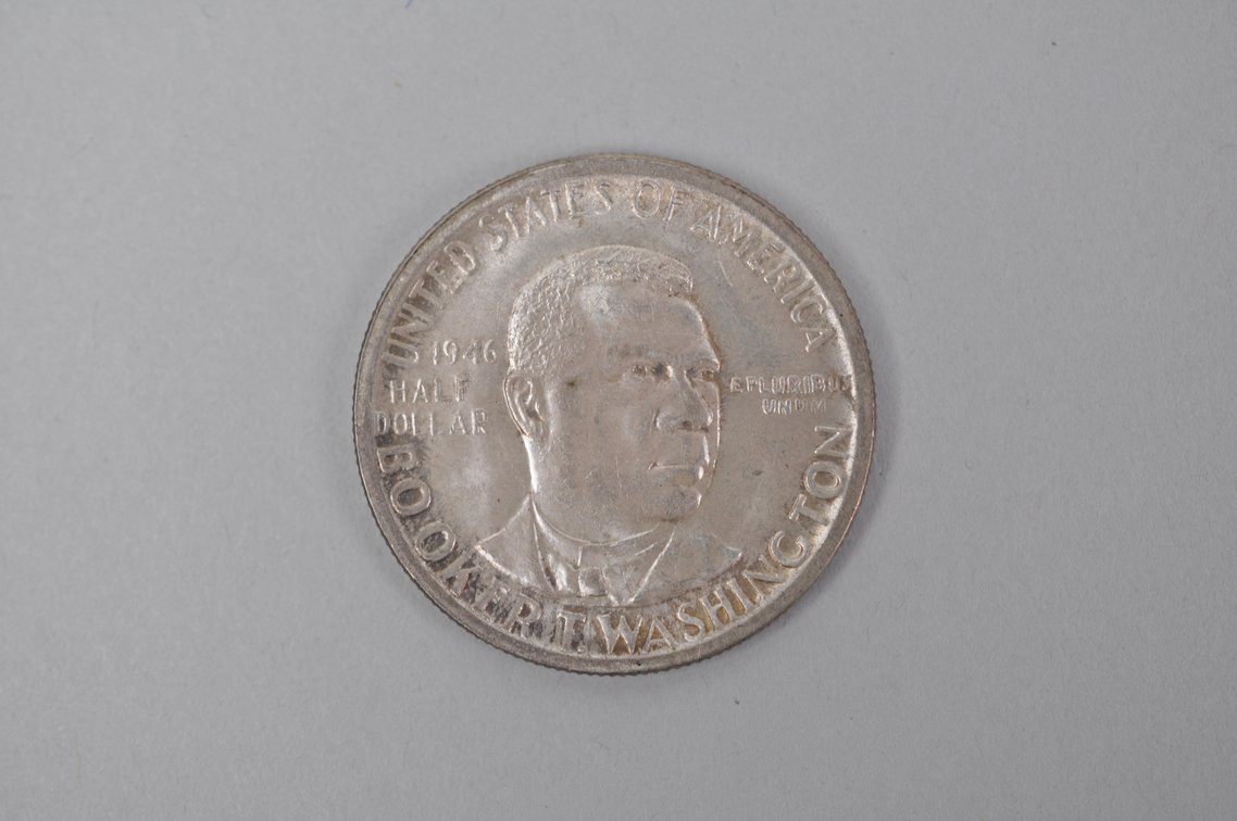 Assorted US Silver Old Commemorative Coins, photo 2 of 11