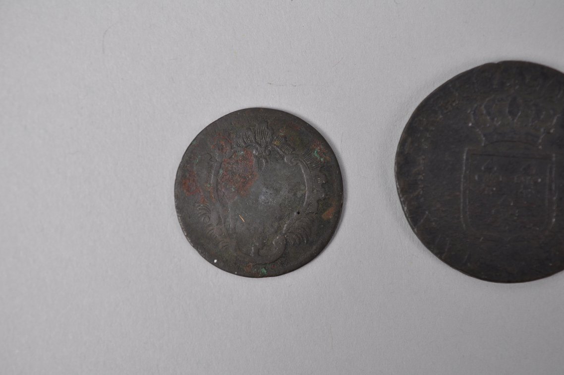 Assorted World Coins, photo 8 of 8