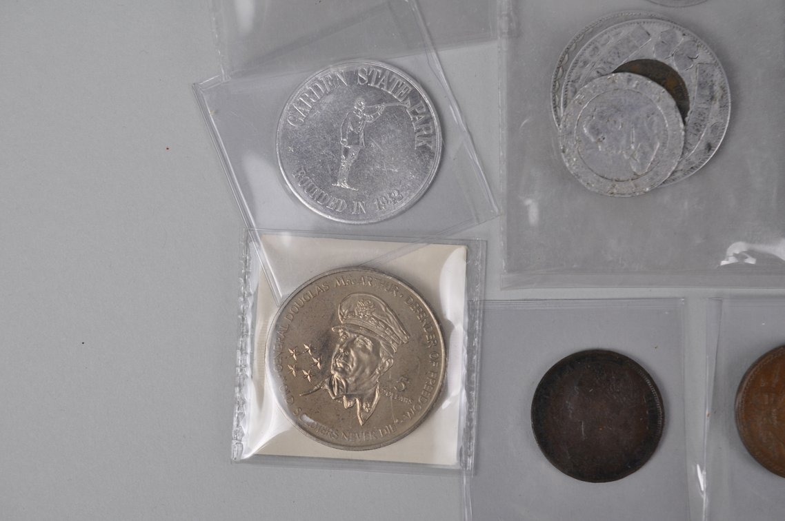 Assorted Collection of World Coins and Tokens, photo 12 of 17
