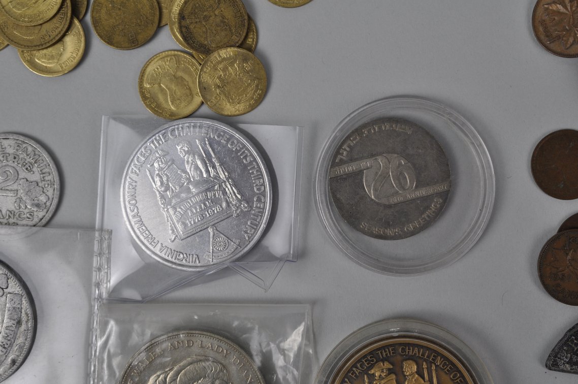 Assorted Collection of World Coins and Tokens, photo 14 of 17