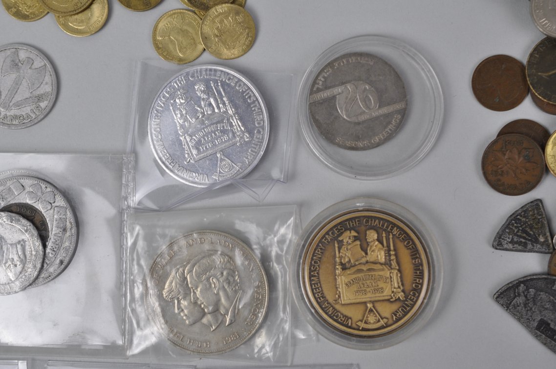 Assorted Collection of World Coins and Tokens, photo 16 of 17