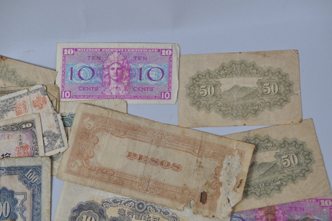 Assortment of Old Asian Banknotes, photo 19 of 19