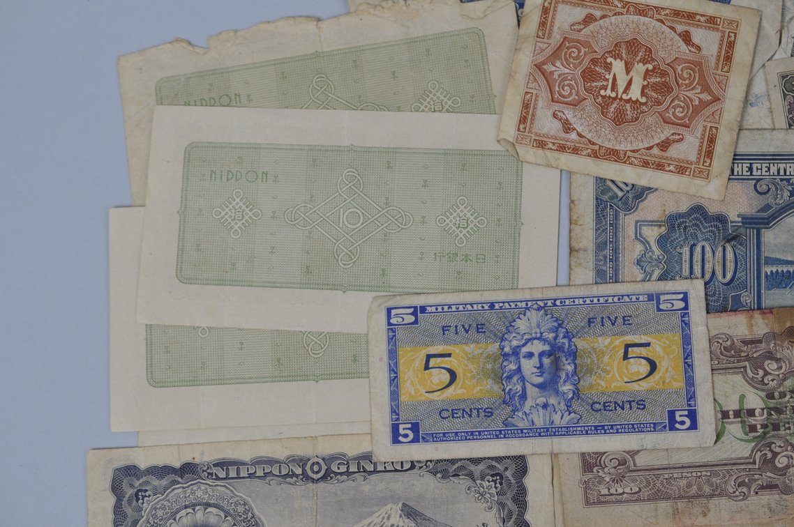 Assortment of Old Asian Banknotes, photo 13 of 19