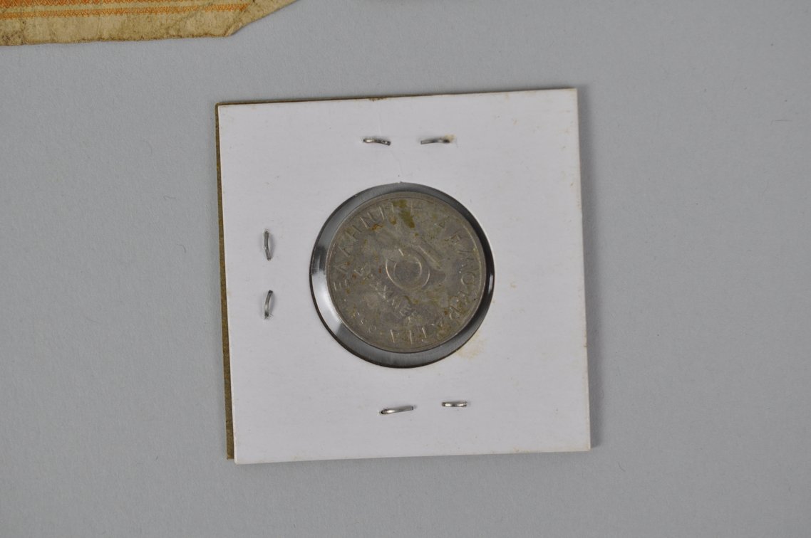 Assortment of Old Banknotes, photo 16 of 16