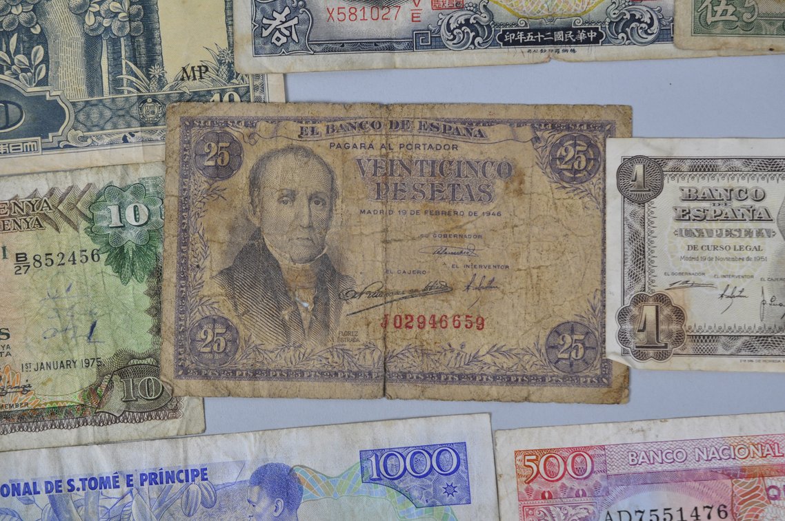 Assortment of Old Banknotes, photo 7 of 19