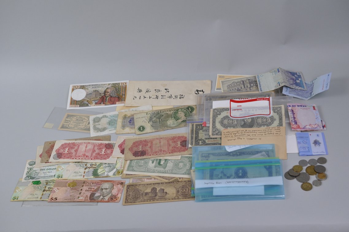 Large Assortment of Banknotes from Various Countries, photo 12 of 19