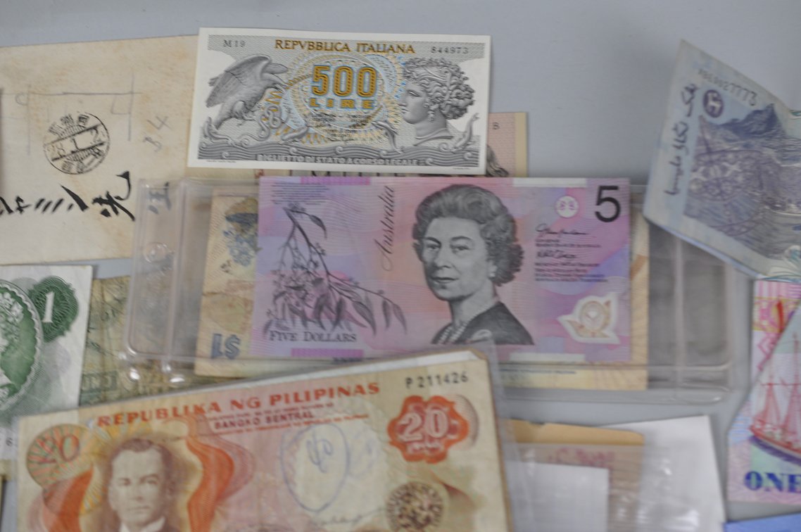 Large Assortment of Banknotes from Various Countries, photo 8 of 19