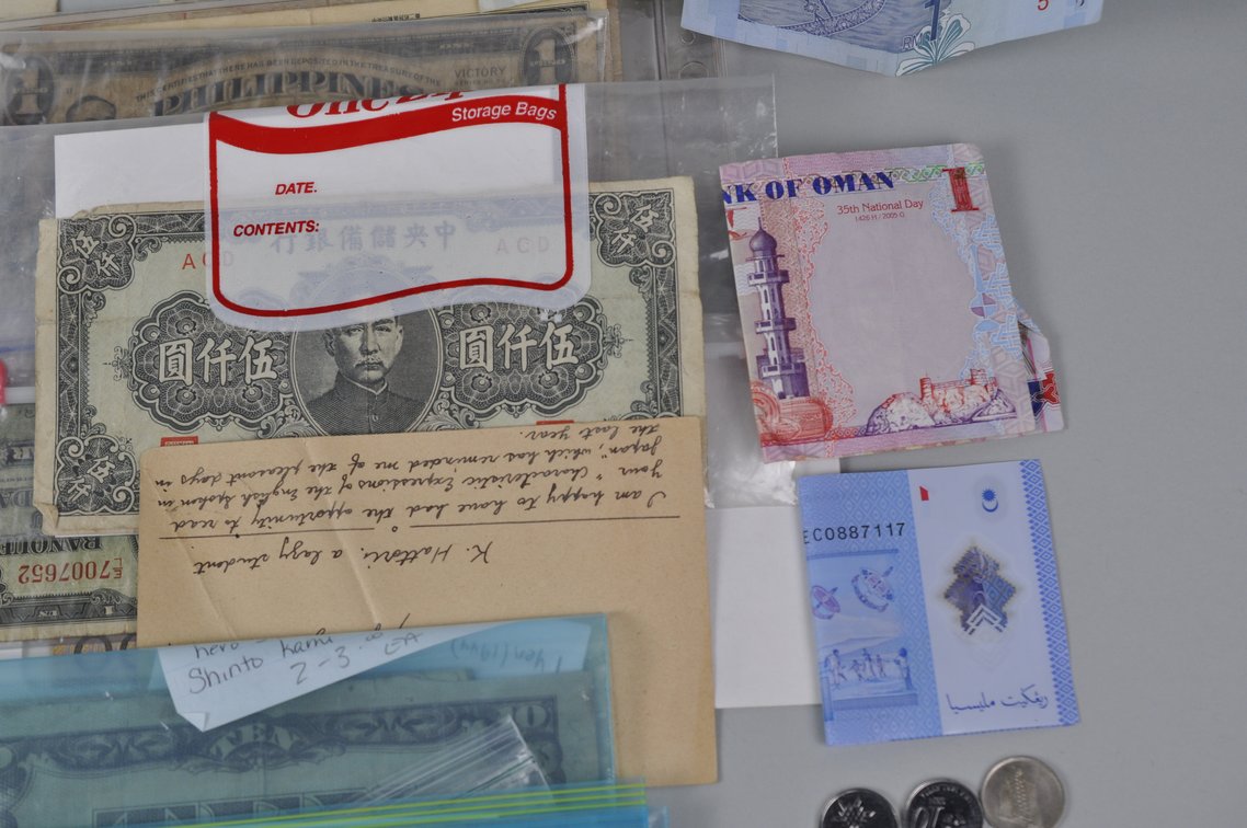 Large Assortment of Banknotes from Various Countries, photo 18 of 19