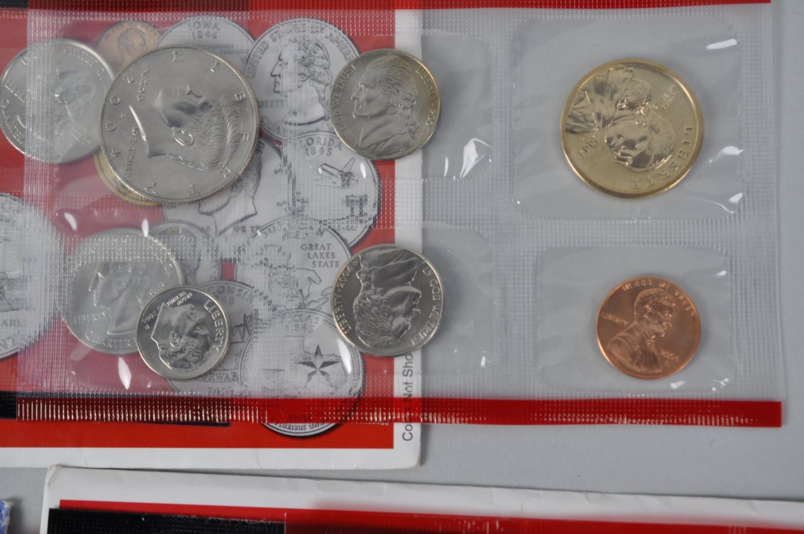 Uncirculated Modern Coin Sets, photo 3 of 14