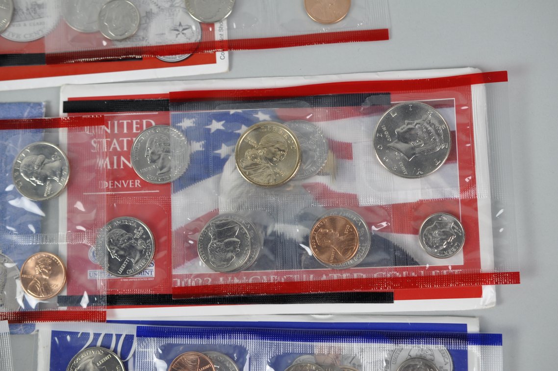 Uncirculated Modern Coin Sets, photo 8 of 14