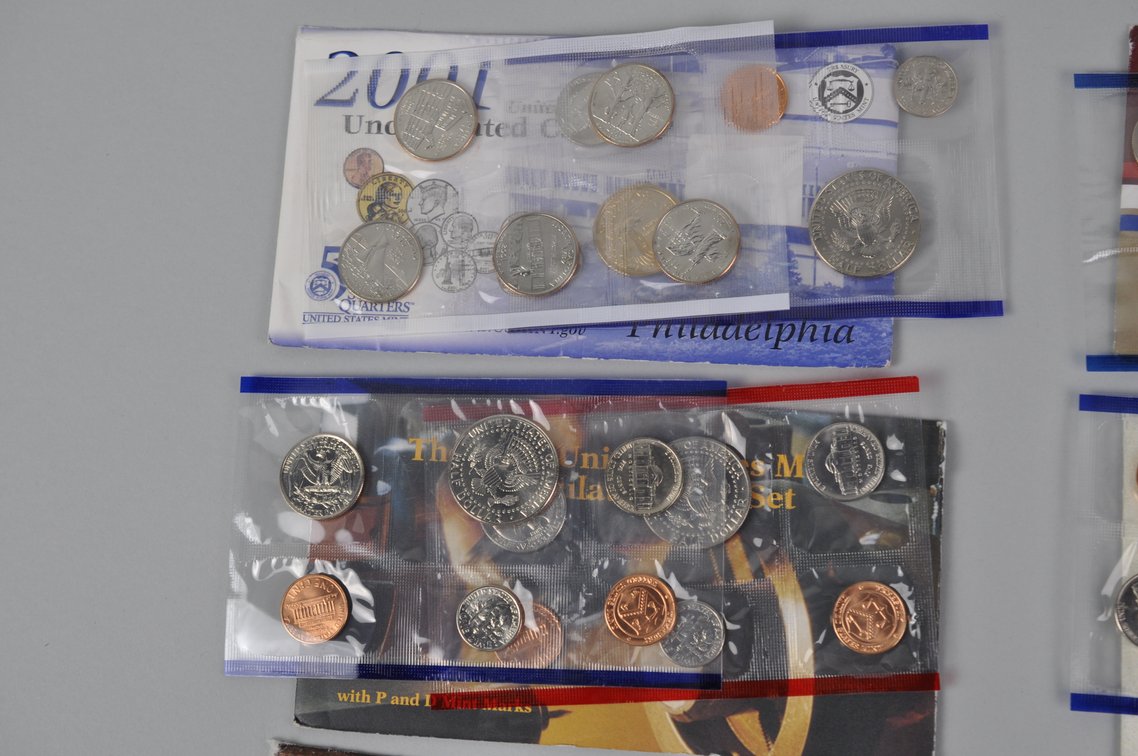 Uncirculated Modern Coin Sets, photo 12 of 17