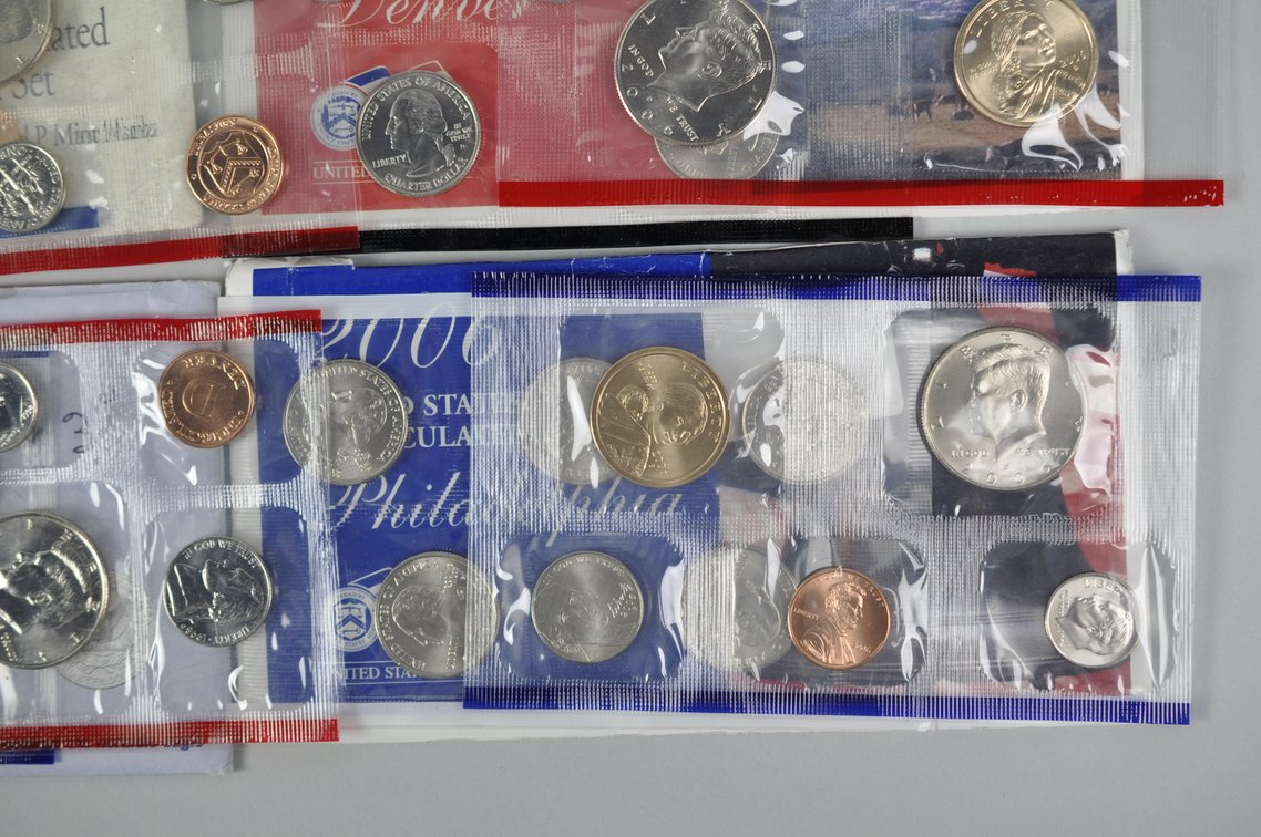 Uncirculated Modern Coin Sets, photo 10 of 17