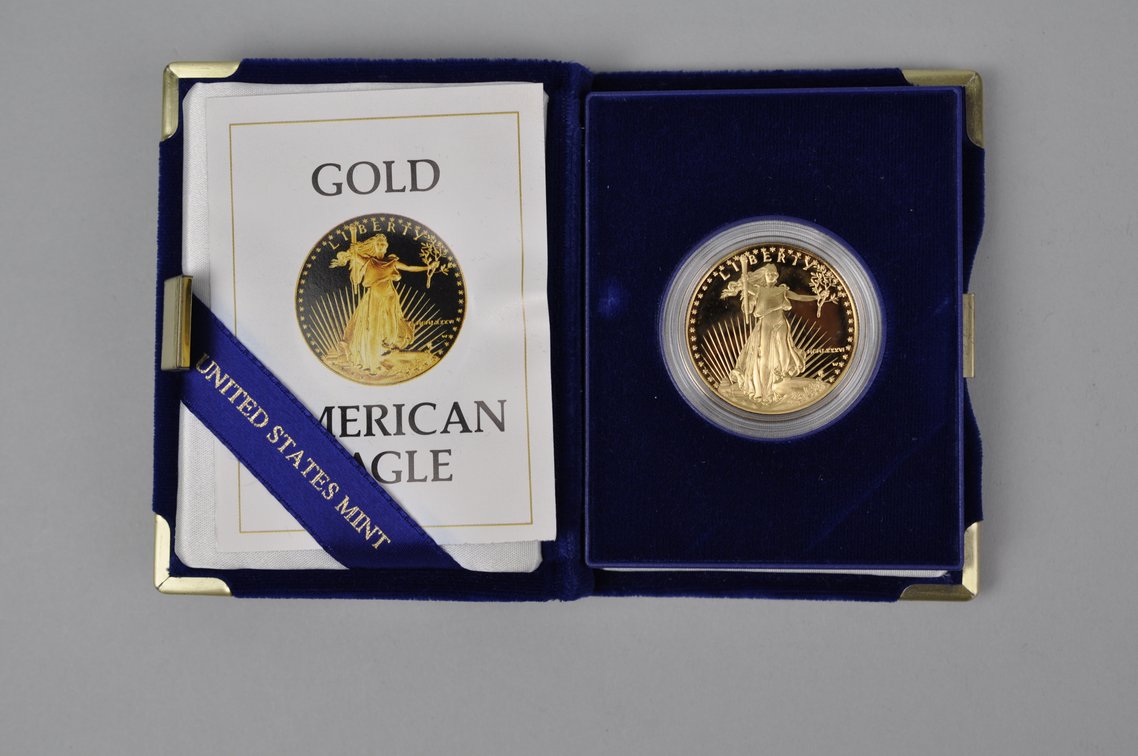 1986 American Eagle One Ounce Proof Gold Bullion Coin, photo 2 of 7