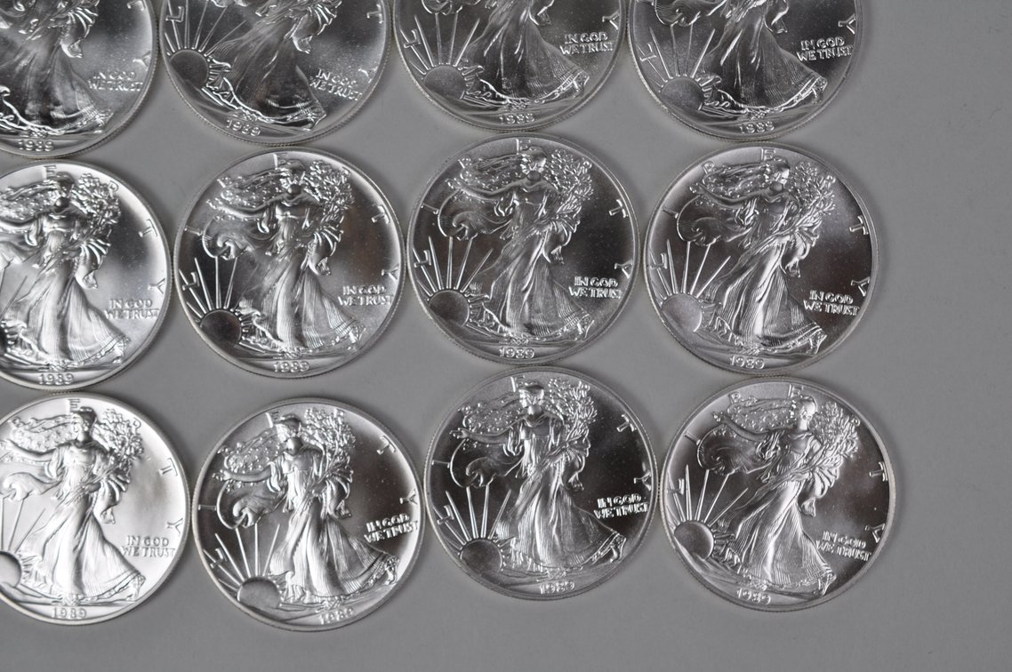Green Mint Tube of 1989 American Silver Eagles, photo 4 of 9
