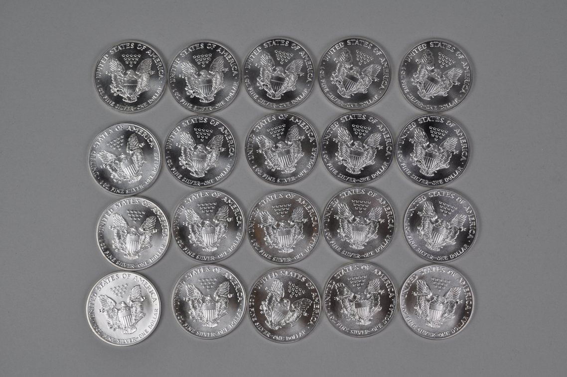 Green Mint Tube of 1989 American Silver Eagles, photo 5 of 9
