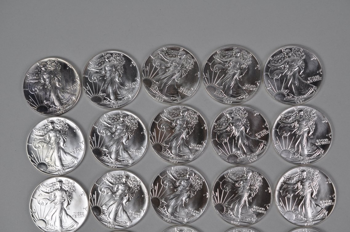 Green Mint Tube of 1987 American Silver Eagles, photo 2 of 9