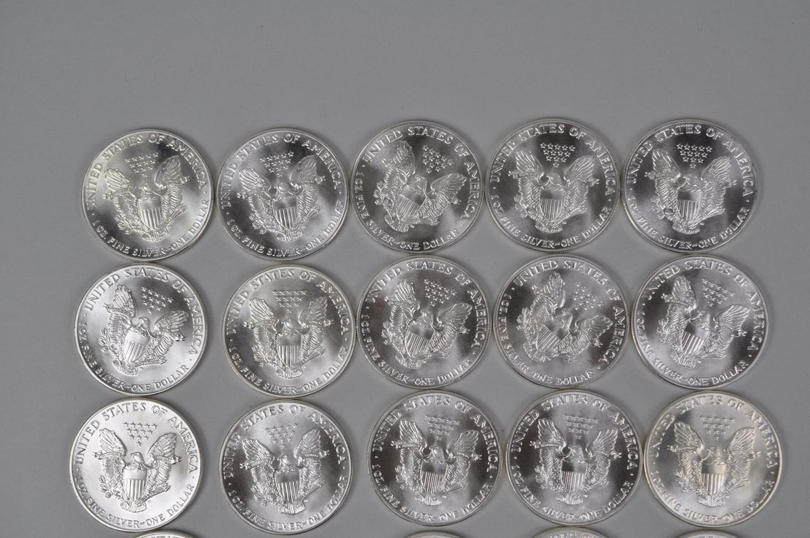 Green Mint Tube of 1986 American Silver Eagles, photo 6 of 9