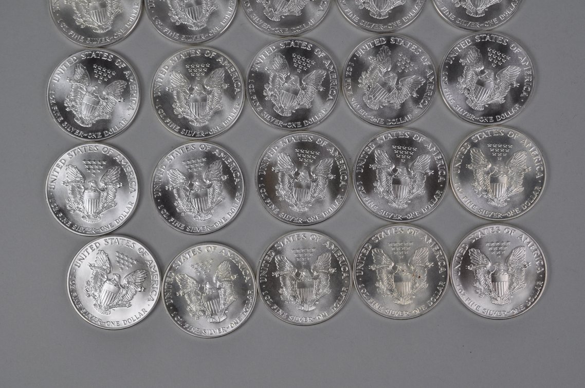 Green Mint Tube of 1986 American Silver Eagles, photo 7 of 9