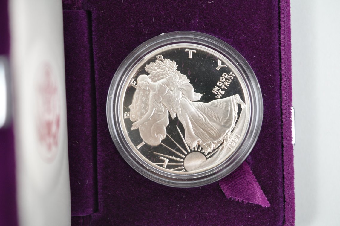 1991 Silver American Eagle in US Mint Box, photo 3 of 8