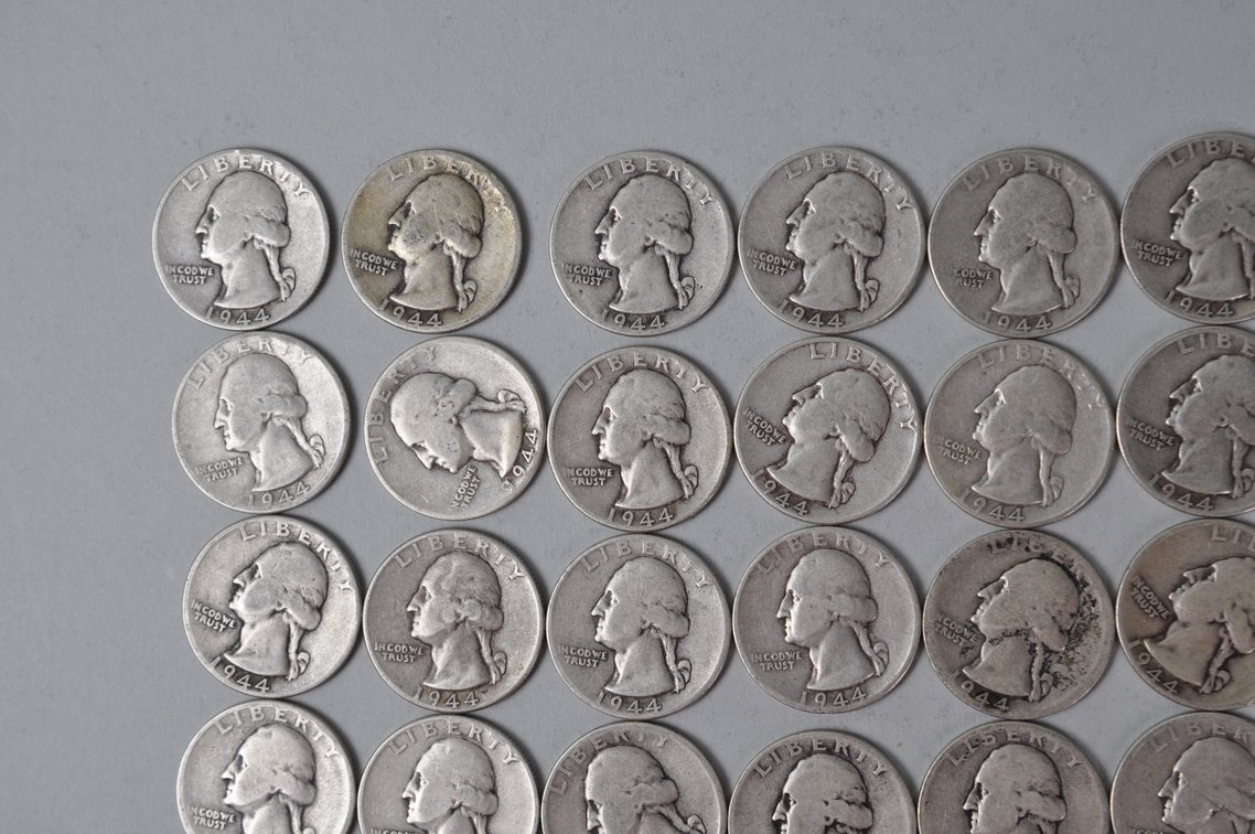 1944-1945 US Silver Quarters, photo 2 of 10