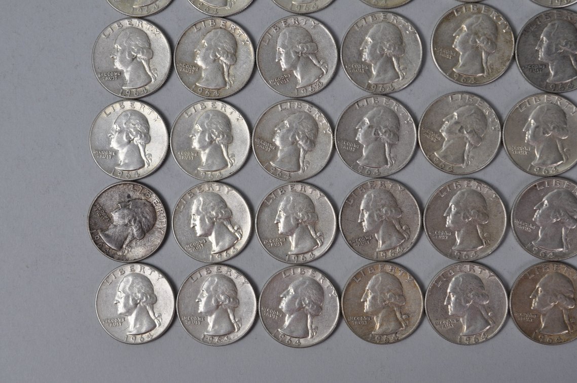 1945 and 1964 US Silver Quarters, photo 4 of 10