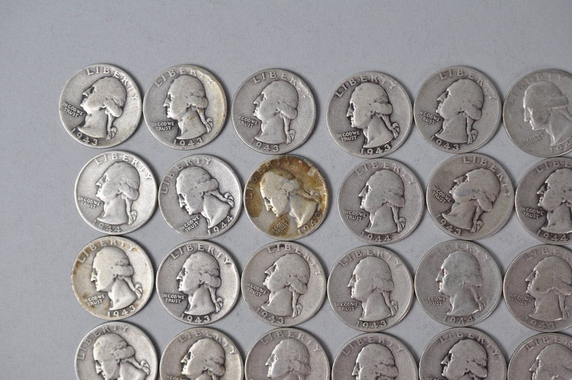 1943-1944 US Silver Quarters, photo 2 of 10
