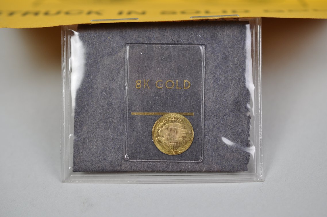 Miniature SG Double Eagle Replica Coin Struck in 8K Solid Gold, photo 3 of 5