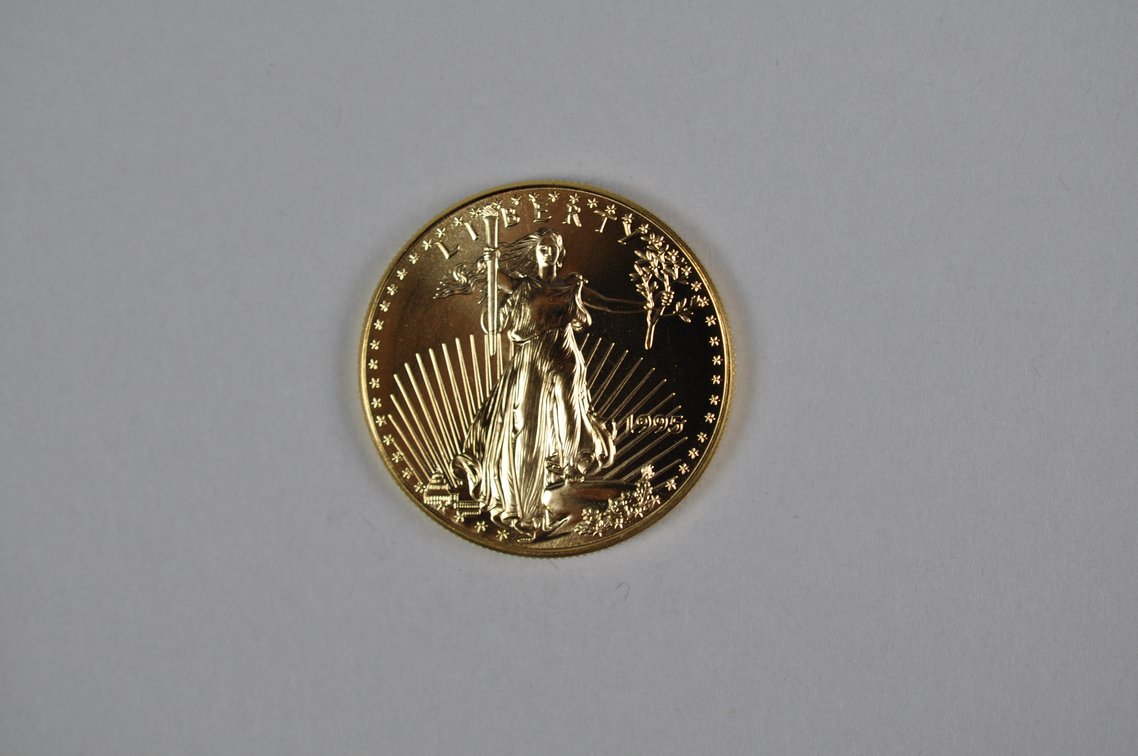 Brilliant Uncirculated Modern 1995 Gold Eagle From US Mint Tube, photo 2 of 6