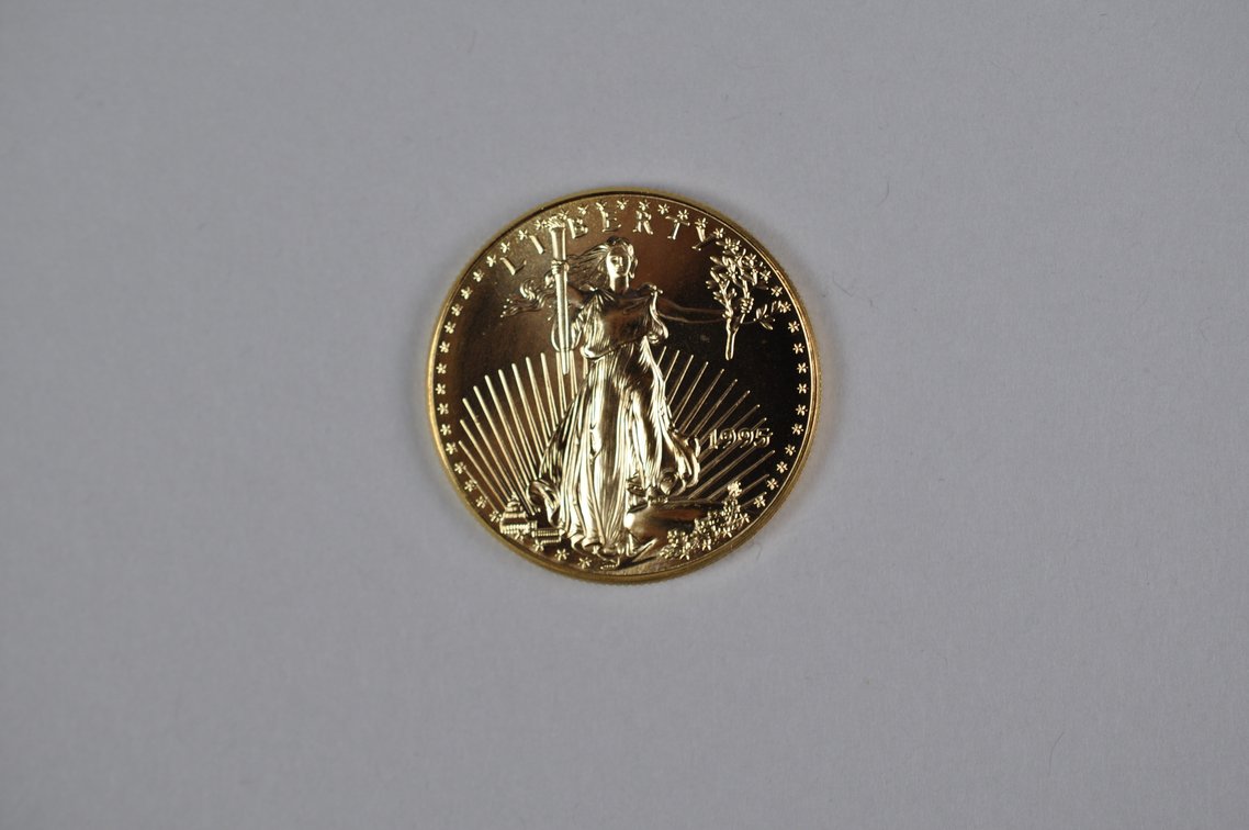 Brilliant Uncirculated Modern 1995 Gold Eagle From US Mint Tube, photo 2 of 5