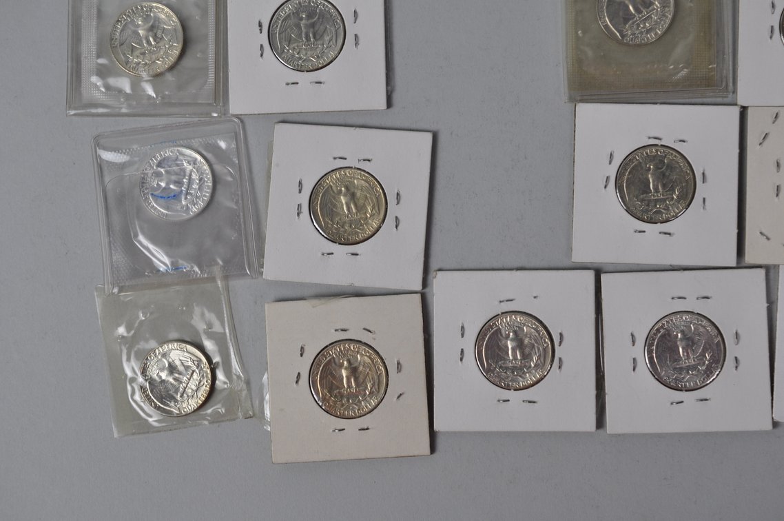 1934, 1943, 1951, 1953-1959, 1960-1962, 1964 US Silver Quarters, photo 10 of 12
