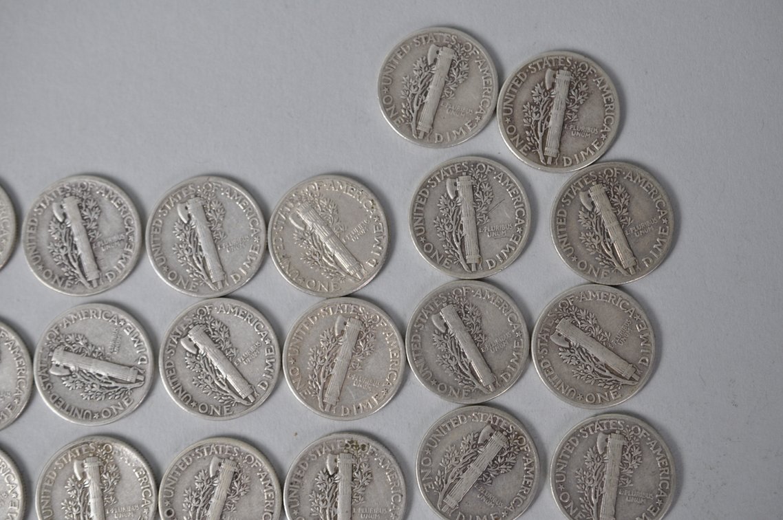 1944 US Silver Dimes, photo 10 of 13