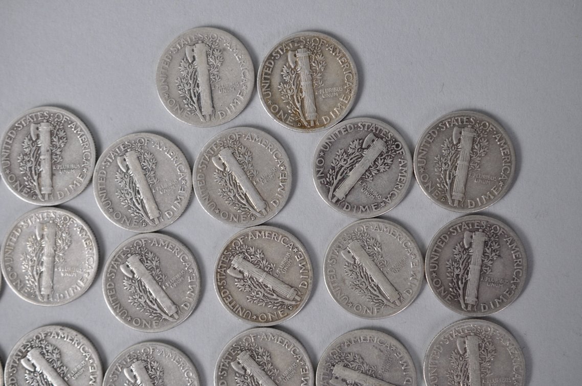1942 and 1943 US Silver Dimes, photo 9 of 14