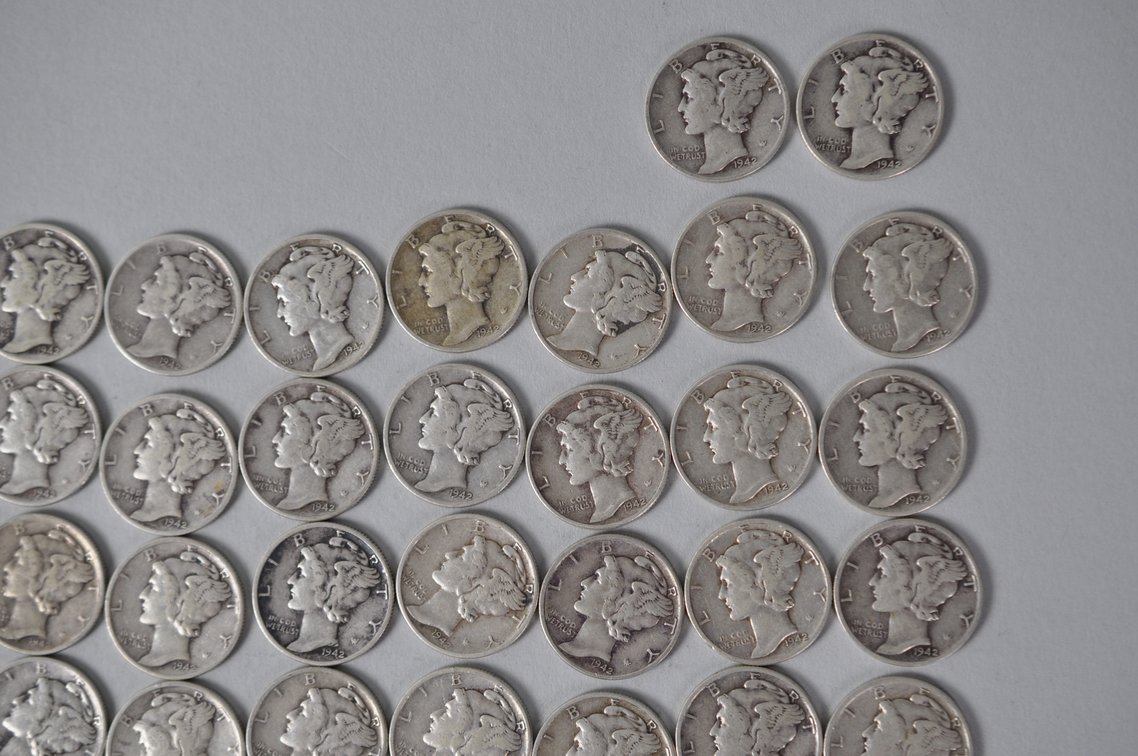 1942 US Silver Dimes, photo 3 of 10