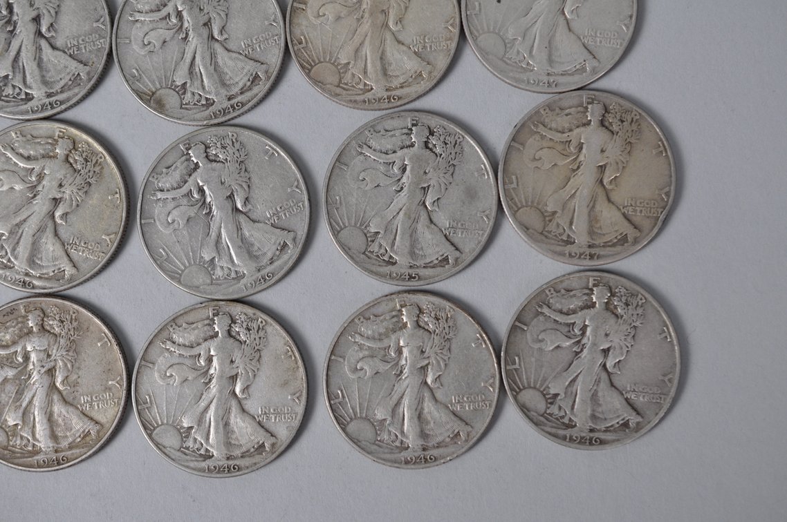 1945-1947 Walking Liberty , 1950-1951 Franklin US Silver Half Dollars, photo 5 of 11