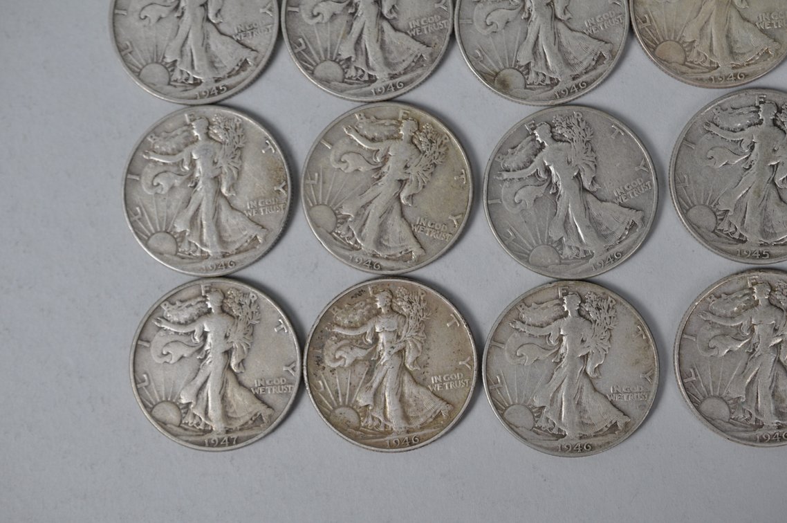1945-1947 Walking Liberty , 1950-1951 Franklin US Silver Half Dollars, photo 4 of 11