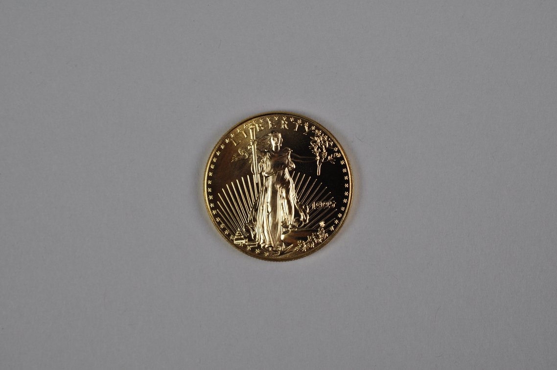 Brilliant Uncirculated Modern 1995 Gold Eagle From US Mint Tube, photo 2 of 6