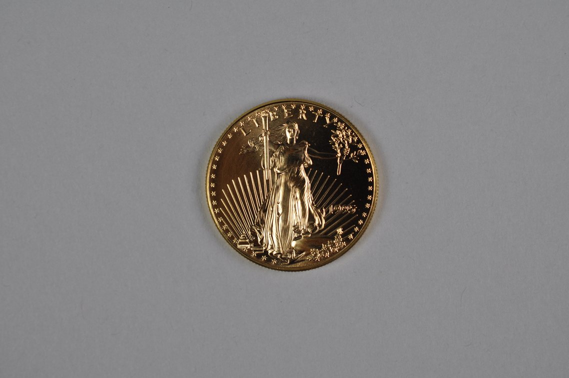 Brilliant Uncirculated Modern 1995 Gold Eagle From US Mint Tube, photo 2 of 6
