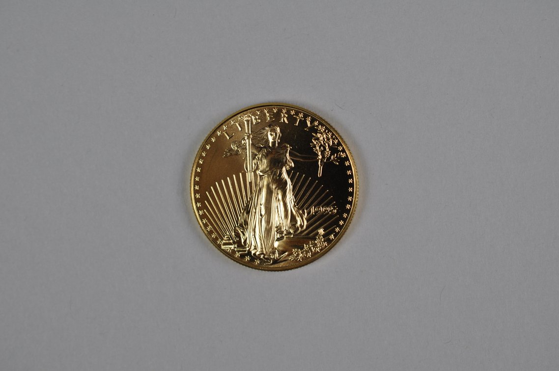 Brilliant Uncirculated Modern 1995 Gold Eagle From US Mint Tube, photo 3 of 6