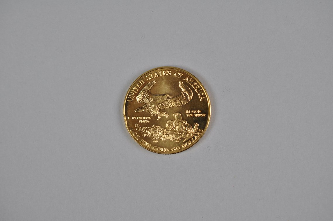 Brilliant Uncirculated Modern 1990 Gold Eagle From US Mint Tube, photo 5 of 7
