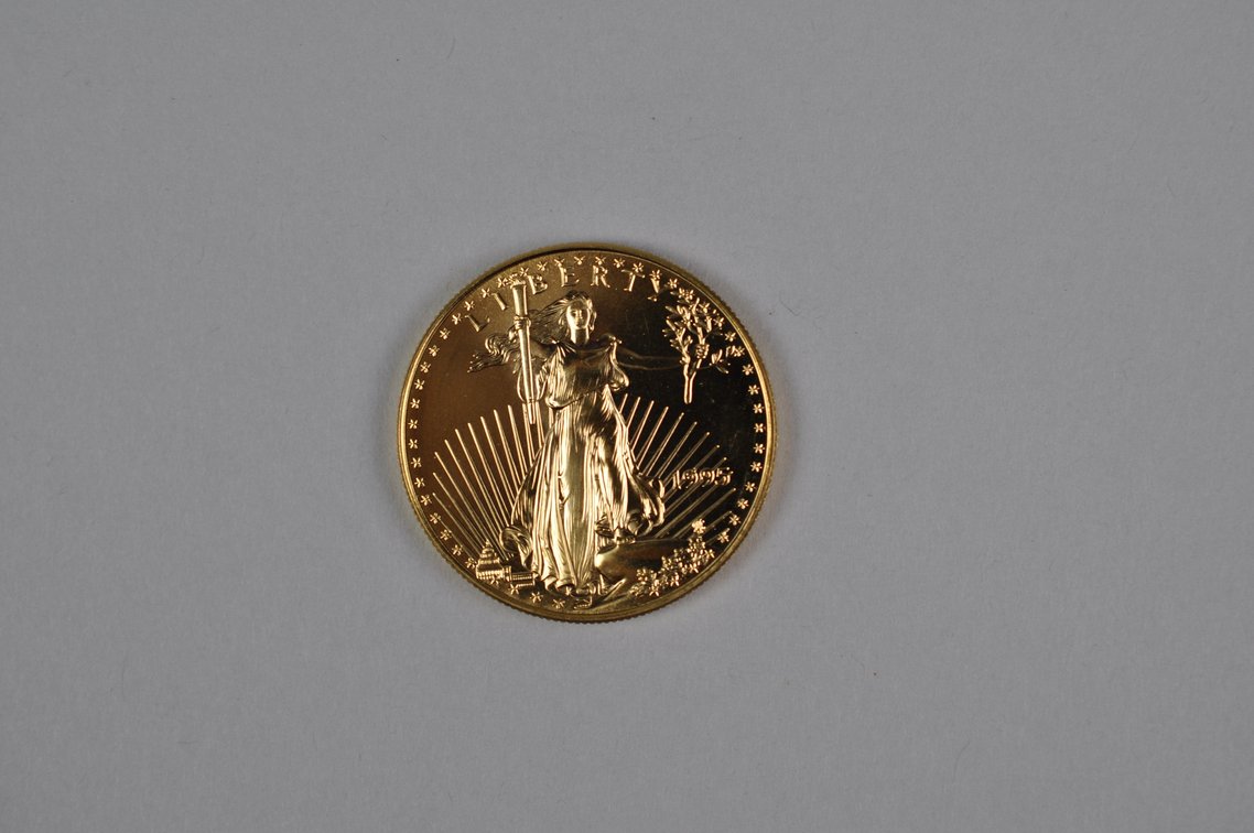 Brilliant Uncirculated Modern 1995 Gold Eagle From US Mint Tube, photo 3 of 6