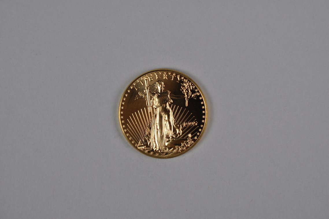Brilliant Uncirculated Modern 1995 Gold Eagle From US Mint Tube, photo 2 of 6