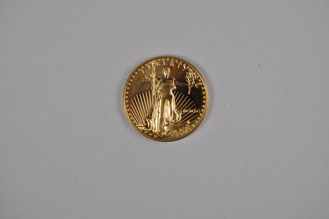 Brilliant Uncirculated Modern 1990 Gold Eagle From US Mint Tube, photo 2 of 7