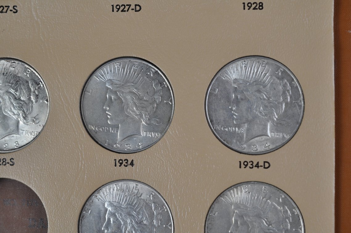 Nearly Complete Peace Dollars Dansco Album, photo 13 of 18
