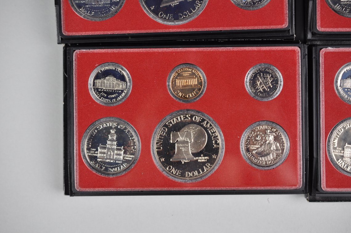 Five Original 1976 Proof Sets in Holders, photo 12 of 14